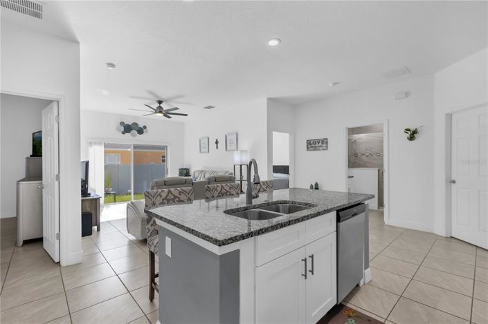 Image No.9-3 Bed House for sale