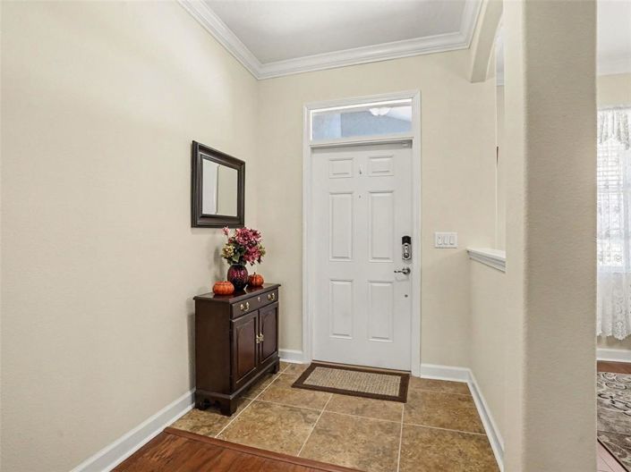 Image No.8-4 Bed House for sale