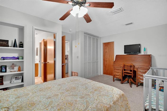 Image No.21-4 Bed House for sale