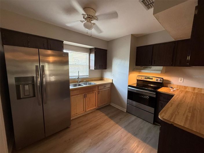 Image No.5-3 Bed House for sale