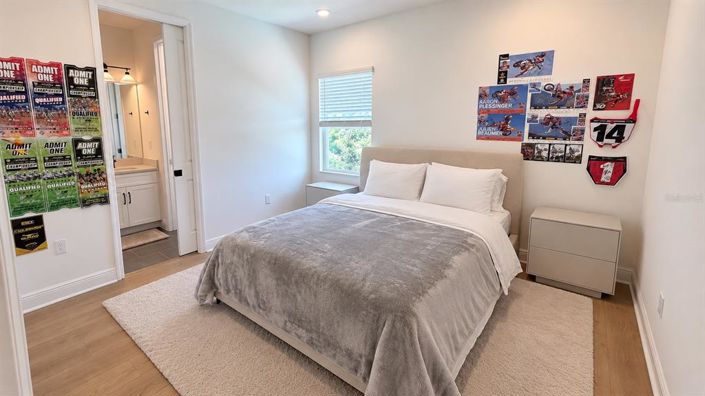 Image No.28-4 Bed House for sale