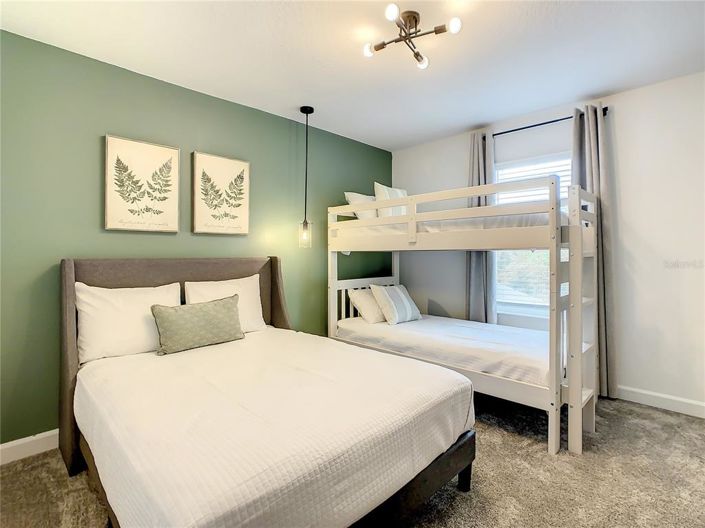 Image No.19-4 Bed House for sale