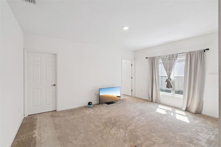 Image No.14-4 Bed House for sale