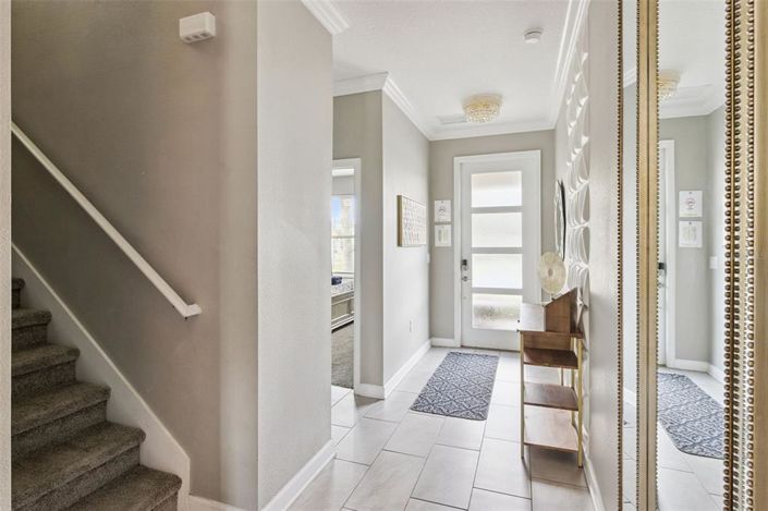 Image No.16-6 Bed House for sale