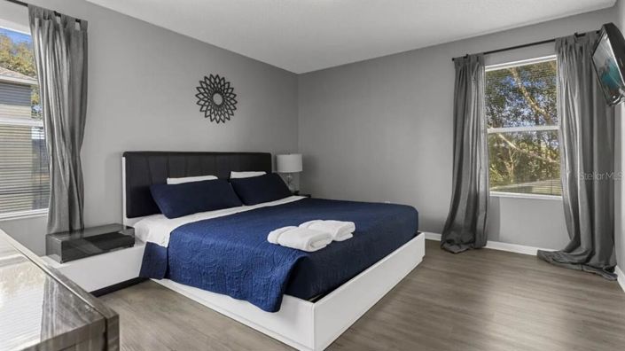 Image No.17-7 Bed House for sale