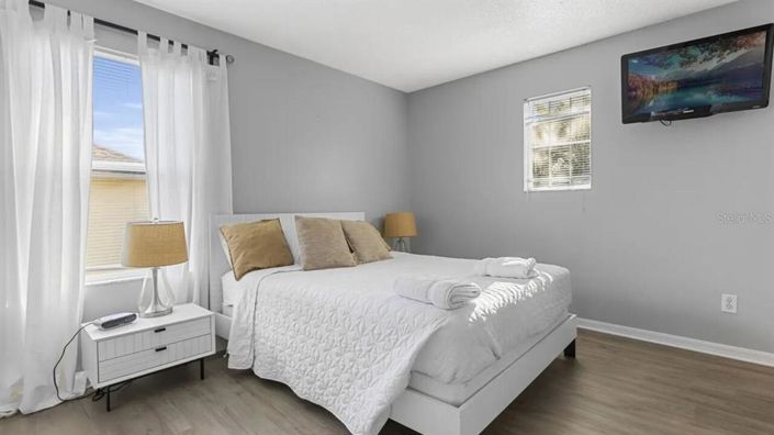 Image No.21-7 Bed House for sale