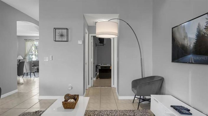 Image No.5-7 Bed House for sale