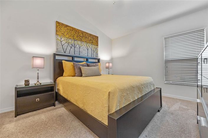 Image No.25-4 Bed House for sale