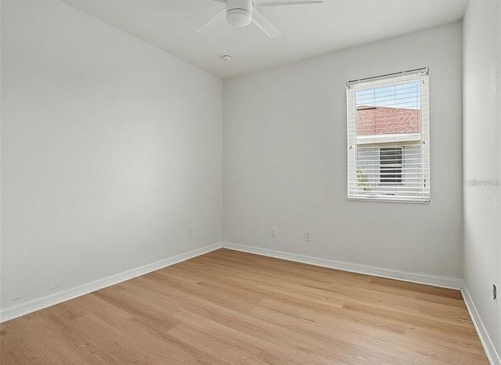 Image No.21-4 Bed House for sale