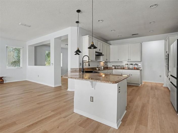 Image No.6-4 Bed House for sale