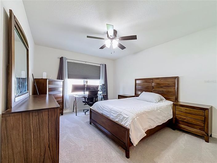Image No.18-4 Bed House for sale