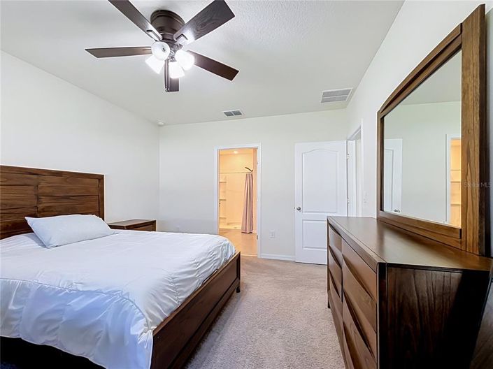 Image No.19-4 Bed House for sale