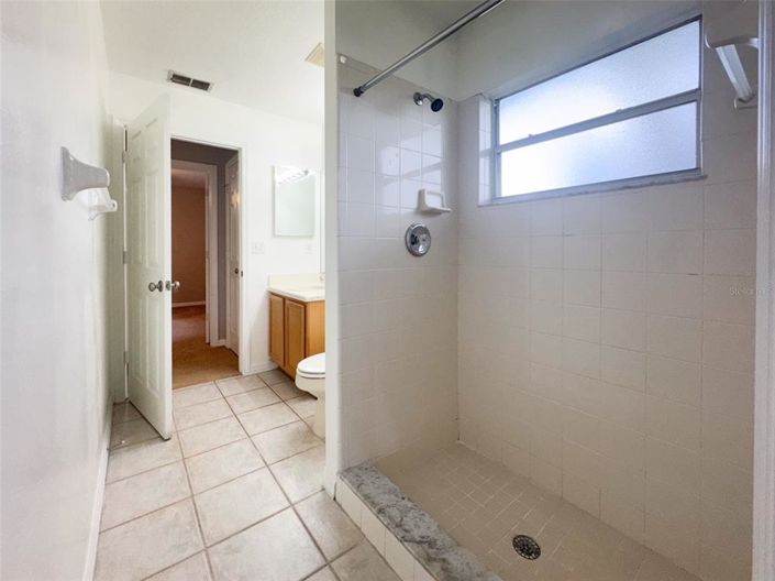 Image No.27-4 Bed House for sale