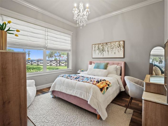 Image No.32-4 Bed House for sale