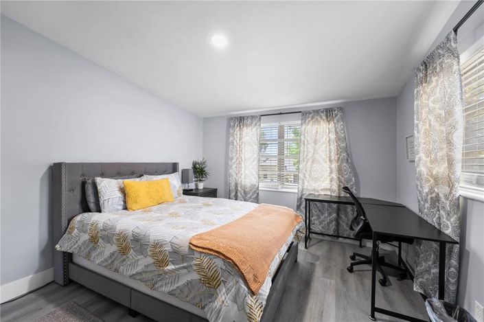 Image No.24-3 Bed House for sale