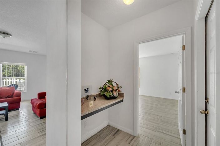 Image No.37-5 Bed House for sale