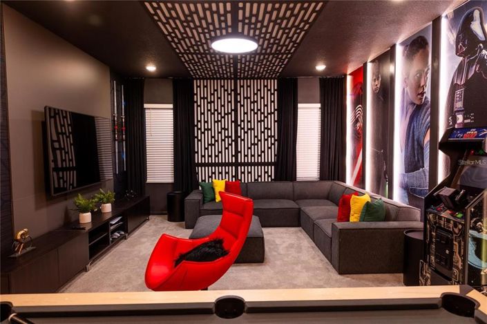 Image No.4-10 Bed House for sale