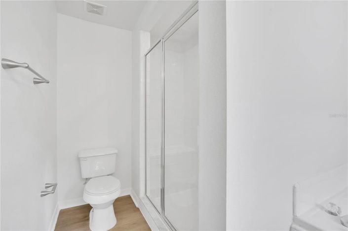 Image No.13-3 Bed House for sale