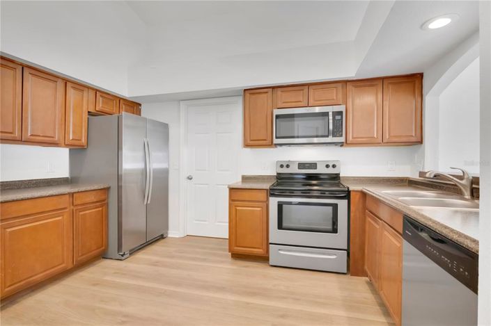 Image No.5-3 Bed House for sale