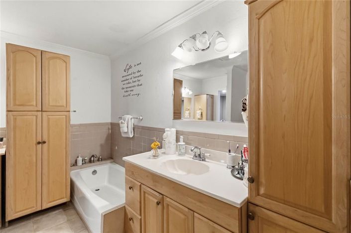 Image No.22-3 Bed House for sale