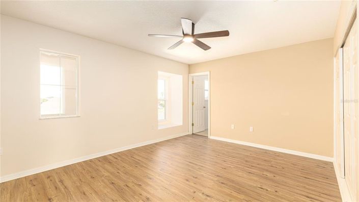 Image No.31-5 Bed House for sale