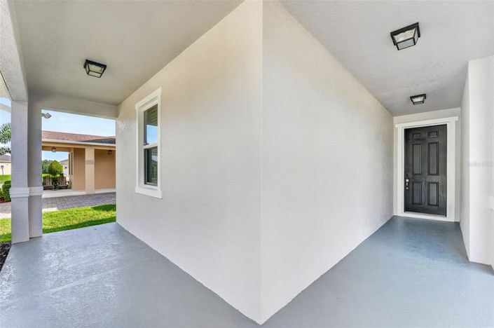Image No.12-4 Bed House for sale