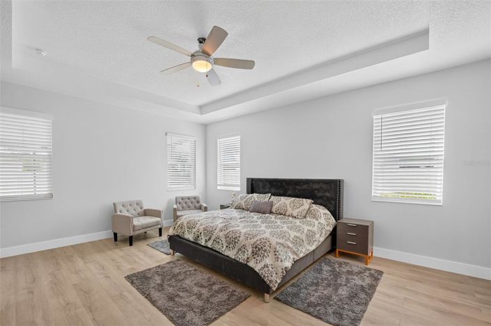 Image No.42-4 Bed House for sale