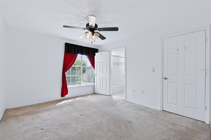 Image No.32-2 Bed Townhouse for sale