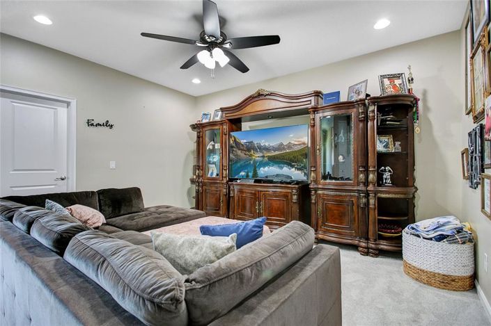 Image No.27-6 Bed House for sale