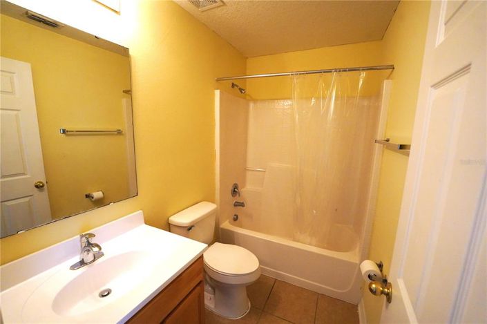 Image No.18-4 Bed House for sale