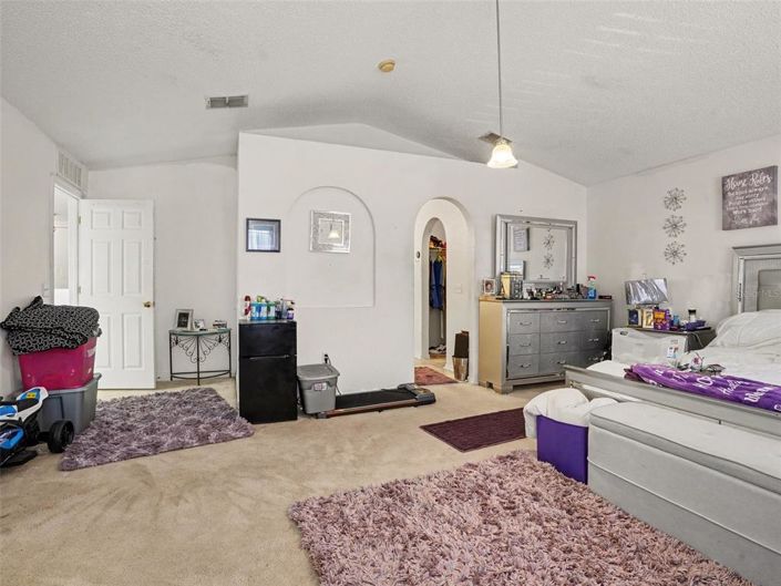 Image No.23-4 Bed House for sale