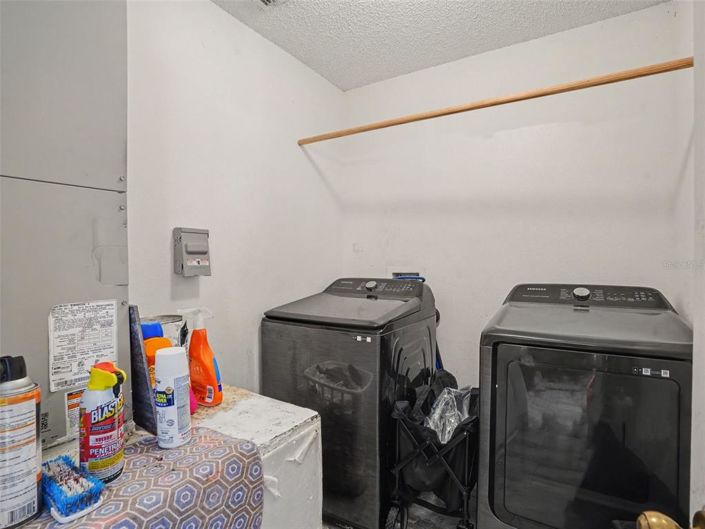 Image No.26-4 Bed House for sale
