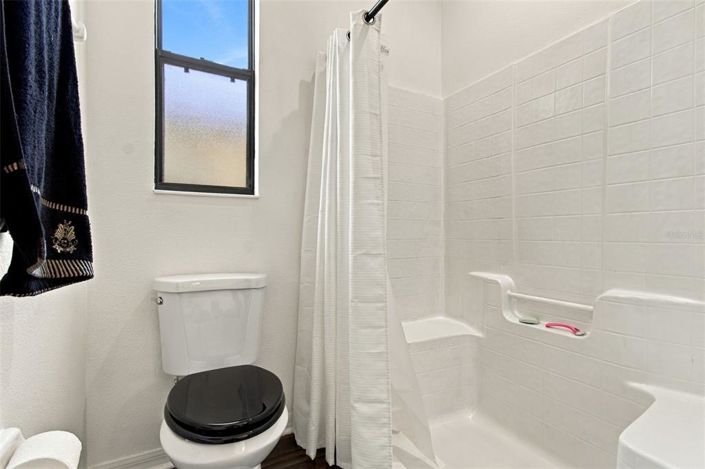 Image No.23-2 Bed House for sale