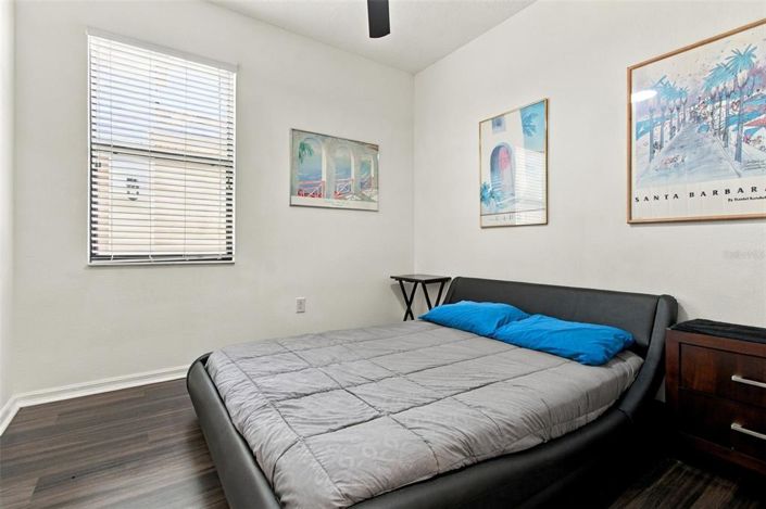 Image No.25-2 Bed House for sale