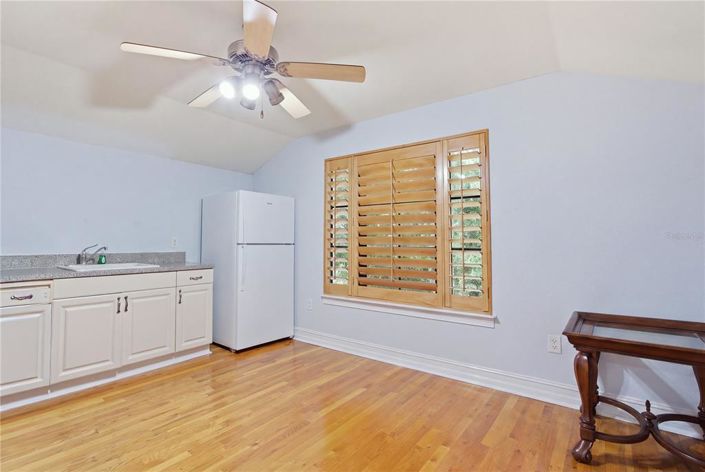 Image No.41-5 Bed House for sale