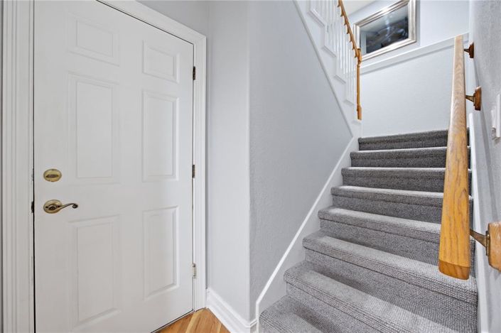 Image No.42-5 Bed House for sale