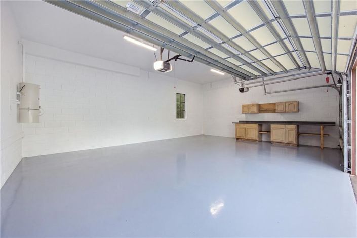 Image No.43-5 Bed House for sale