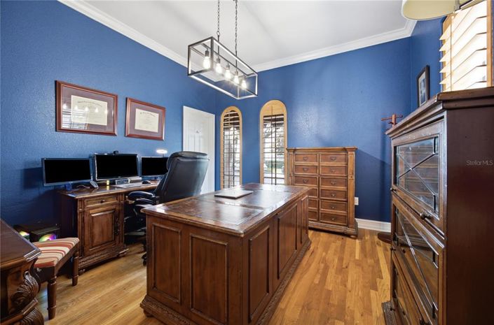 Image No.9-5 Bed House for sale