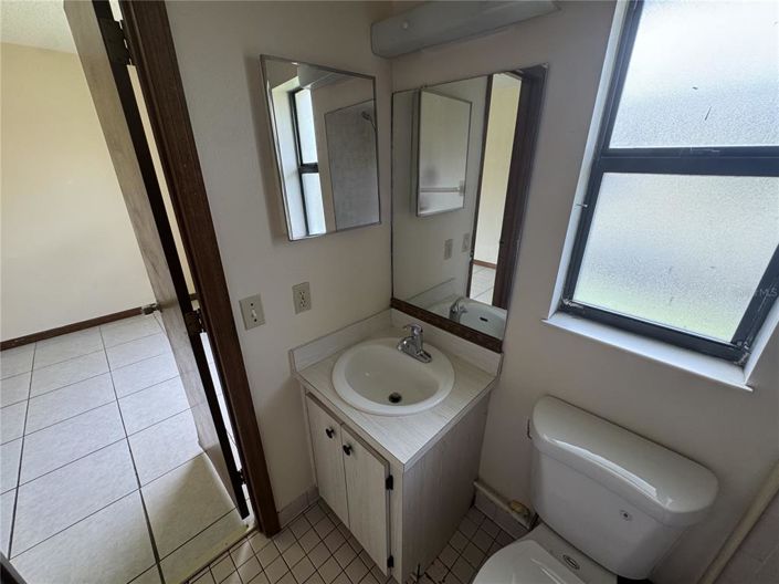 Image No.27-4 Bed House for sale
