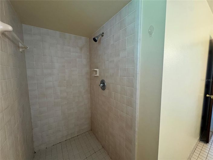 Image No.42-4 Bed House for sale