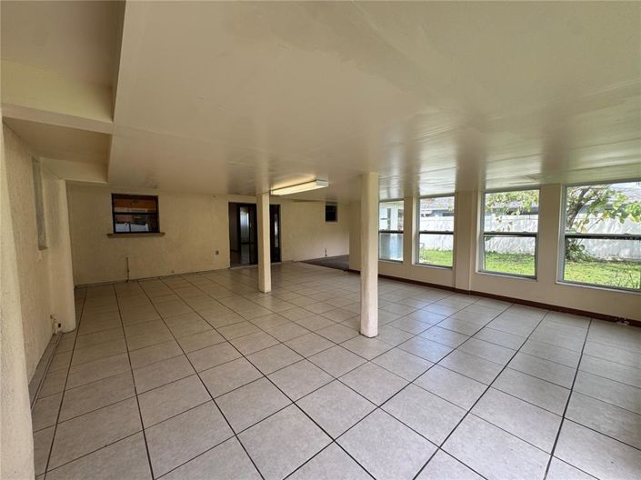 Image No.49-4 Bed House for sale