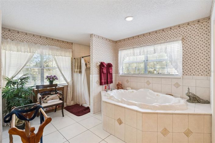Image No.28-4 Bed House for sale