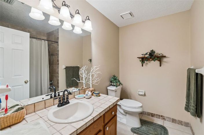 Image No.35-4 Bed House for sale