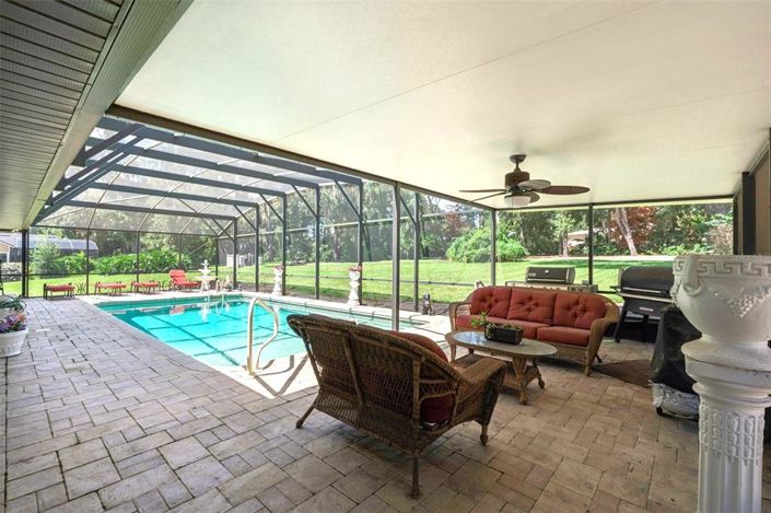 Image No.40-4 Bed House for sale
