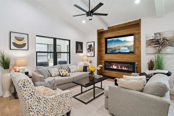 Image No.8-3 Bed House for sale
