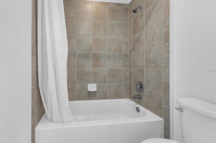 Image No.46-6 Bed House for sale