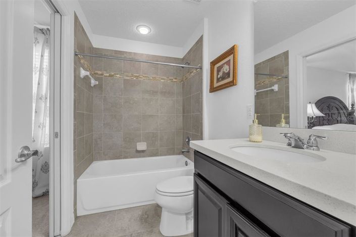 Image No.51-6 Bed House for sale