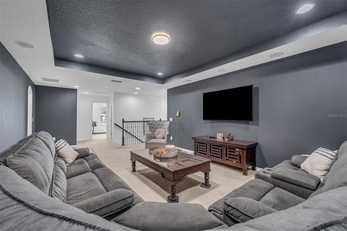 Image No.54-6 Bed House for sale