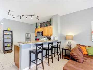 fa005713