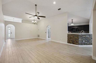 fa005713